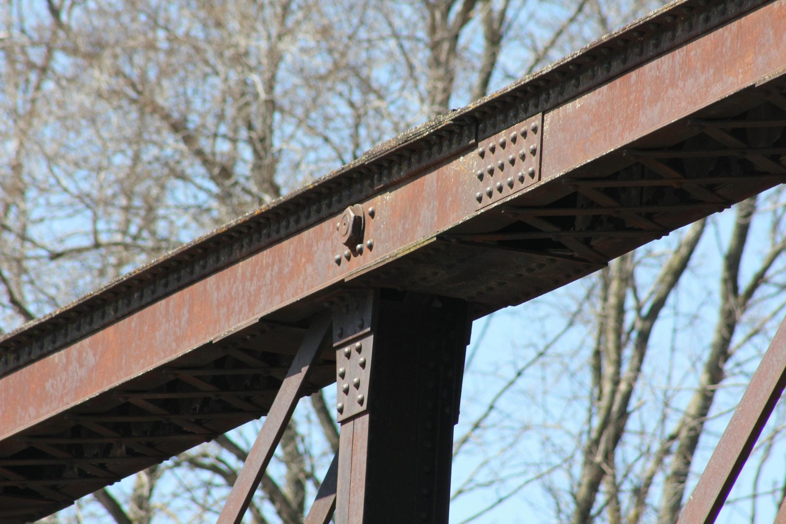 Upper connection